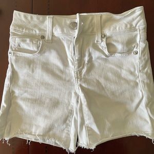 American eagle white cut off Jean shorts size 00.